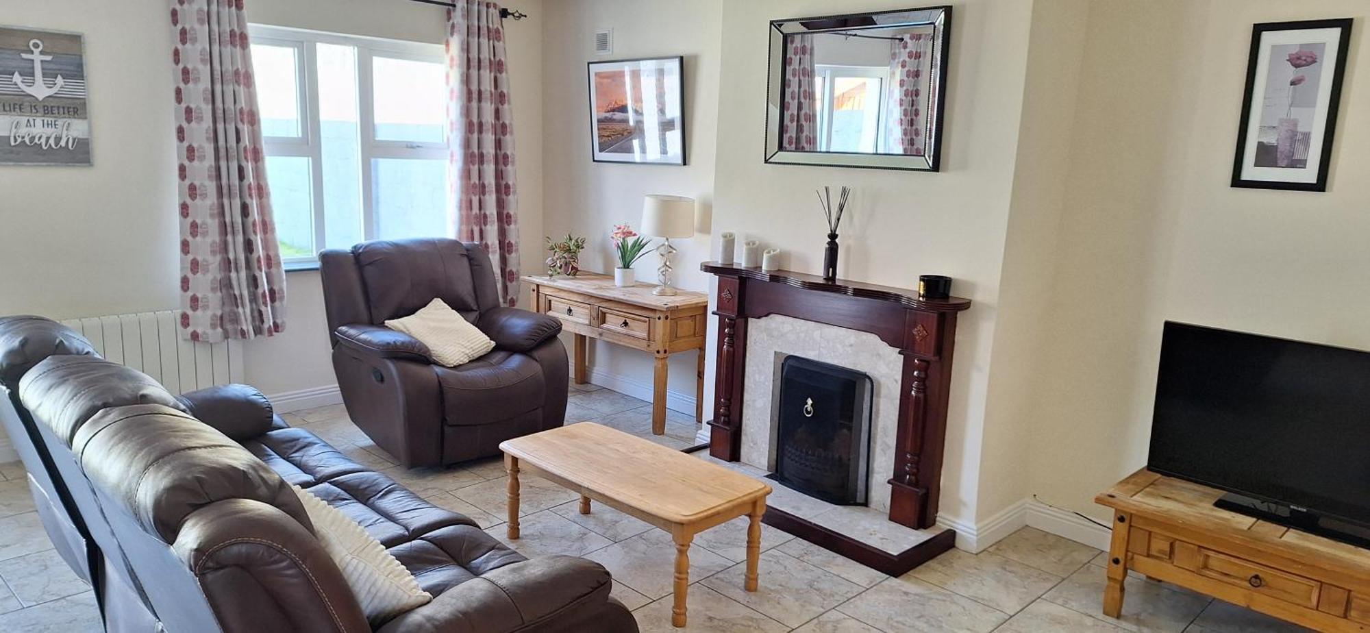Lios Na Mara Lahinch Villa Exteriör bild
